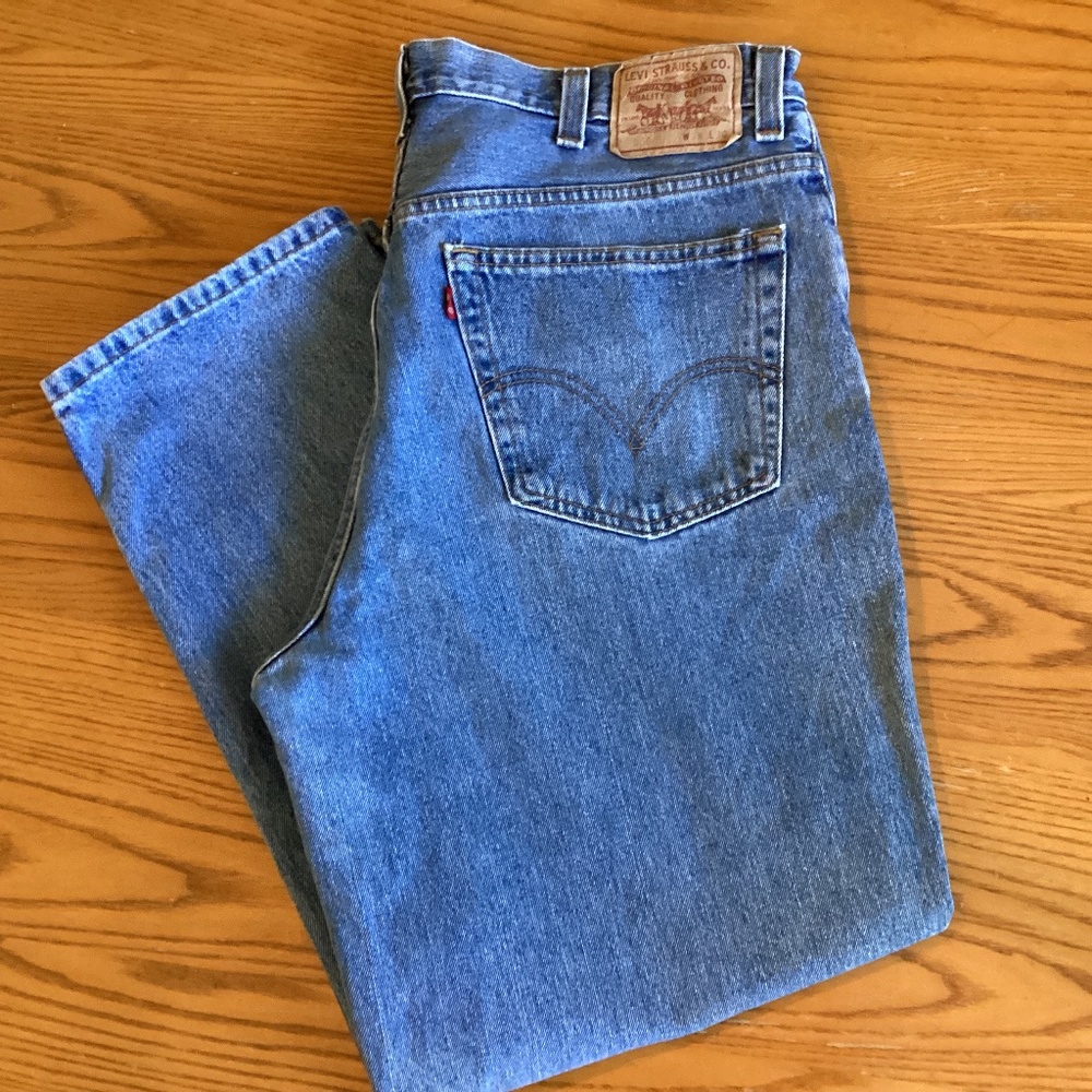 Men’s 560 Levi’s Jeans Size 38/30